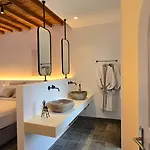 C Mykonos Casa de hóspedes 4*