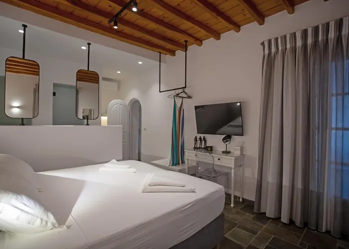 C Mykonos Гостевой дом Mykonos Town