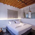 C Mykonos 4*