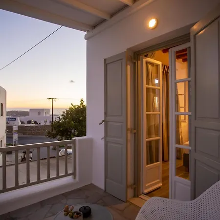 C Mykonos Guest house