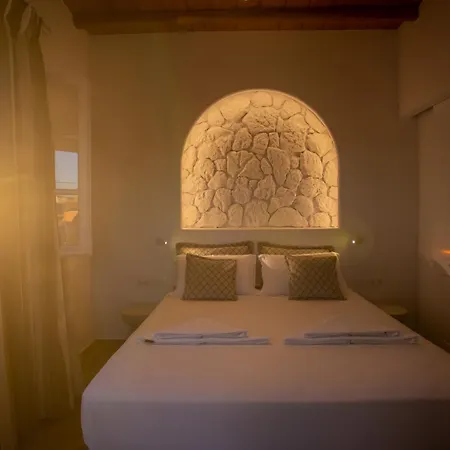 C Mykonos