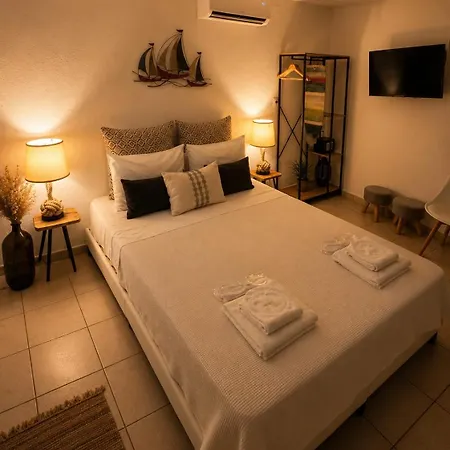 C Mykonos Pensjonat 4*